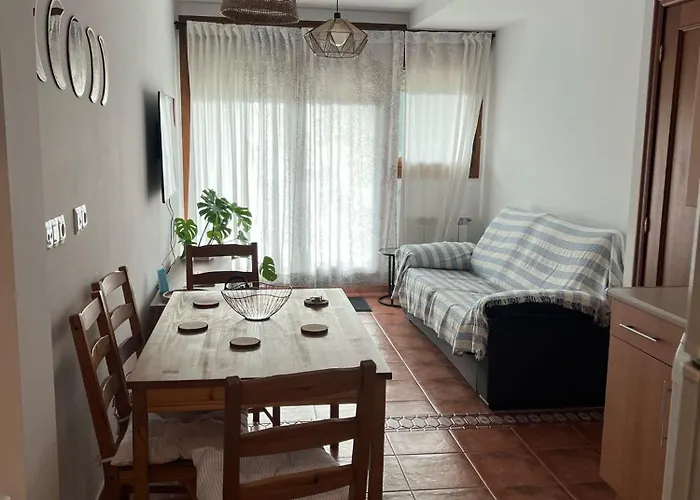 El Jardin De Apartment *